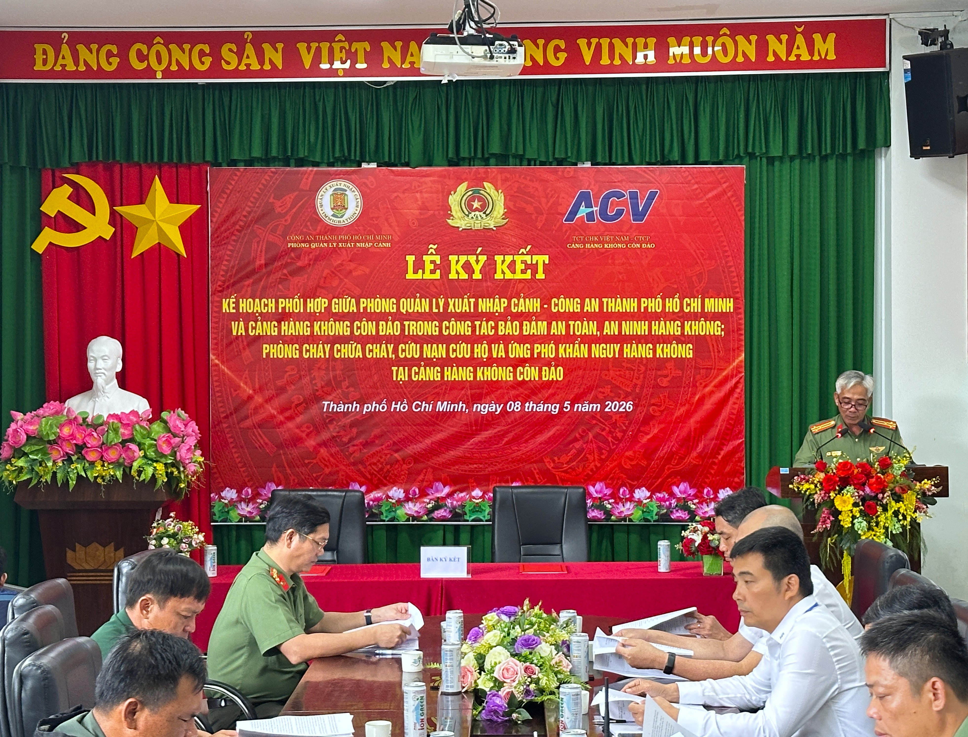 Đc phó phòng phát biểu.jpg