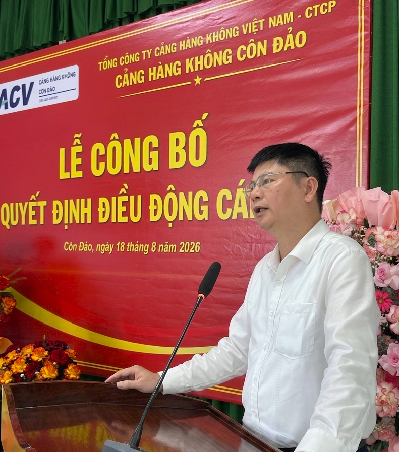 Ông Lê Văn Khiên phát biểu tại hội nghị.PNG