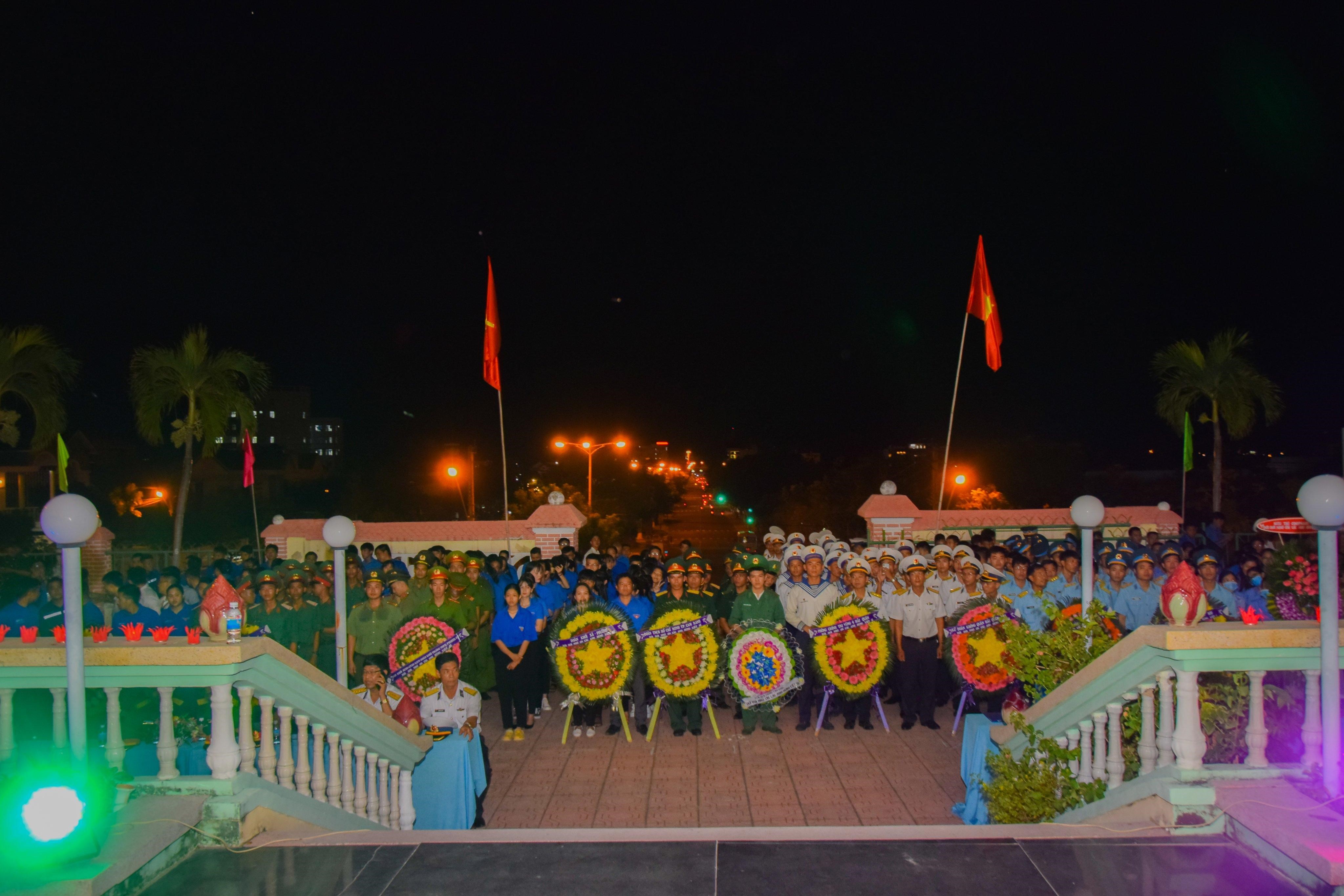 Thuongbinhlietsy2707_07.jpg