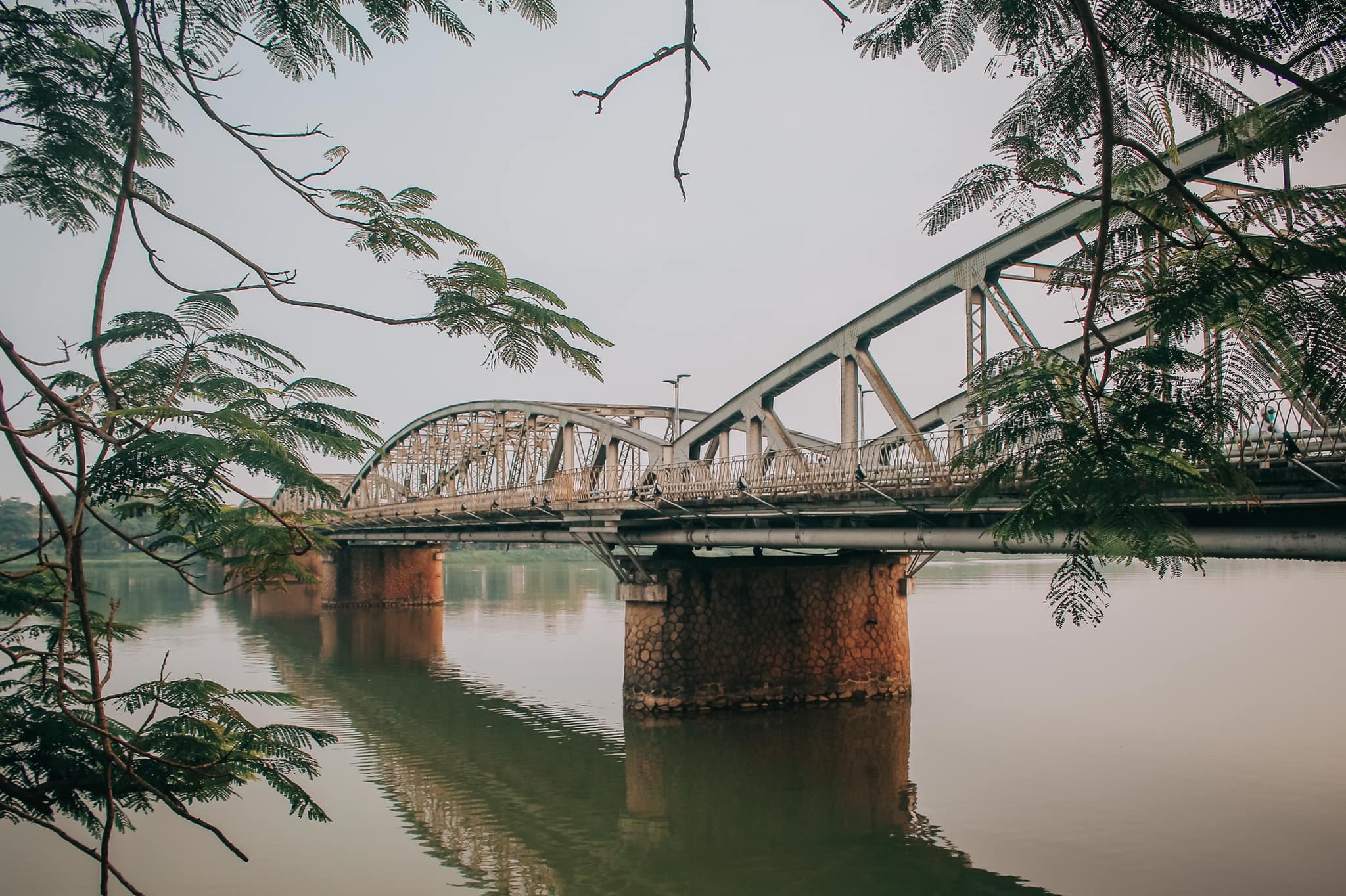 Truong Tien Bridge
