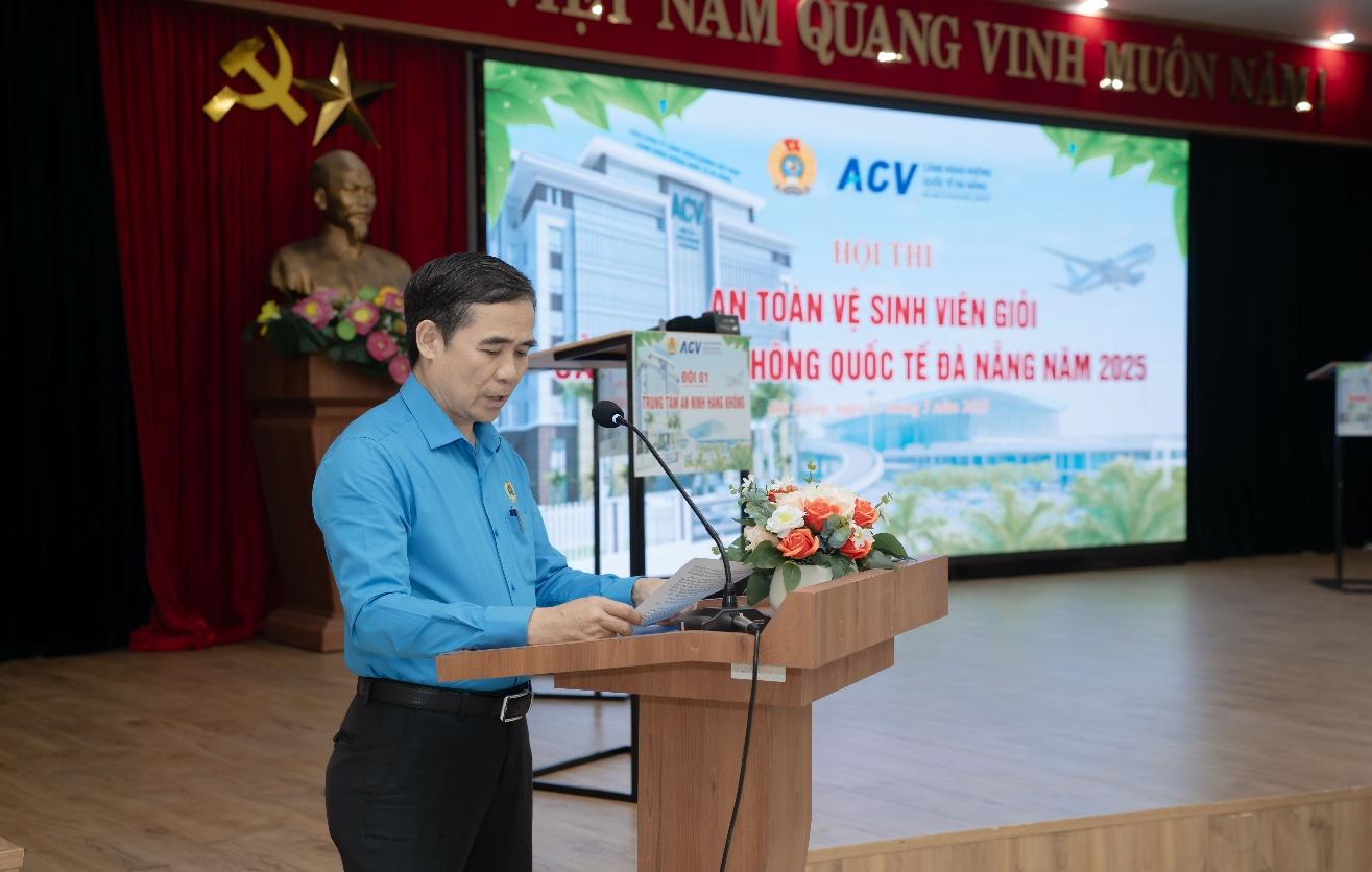 F:\OneDrive - Airports Corporation of Vietnam - ACV\Máy tính\Hội thi ATVSV giỏi 2025\ảnh HT\Ô Nguyễn Văn Minh phát biểu KM.jpg