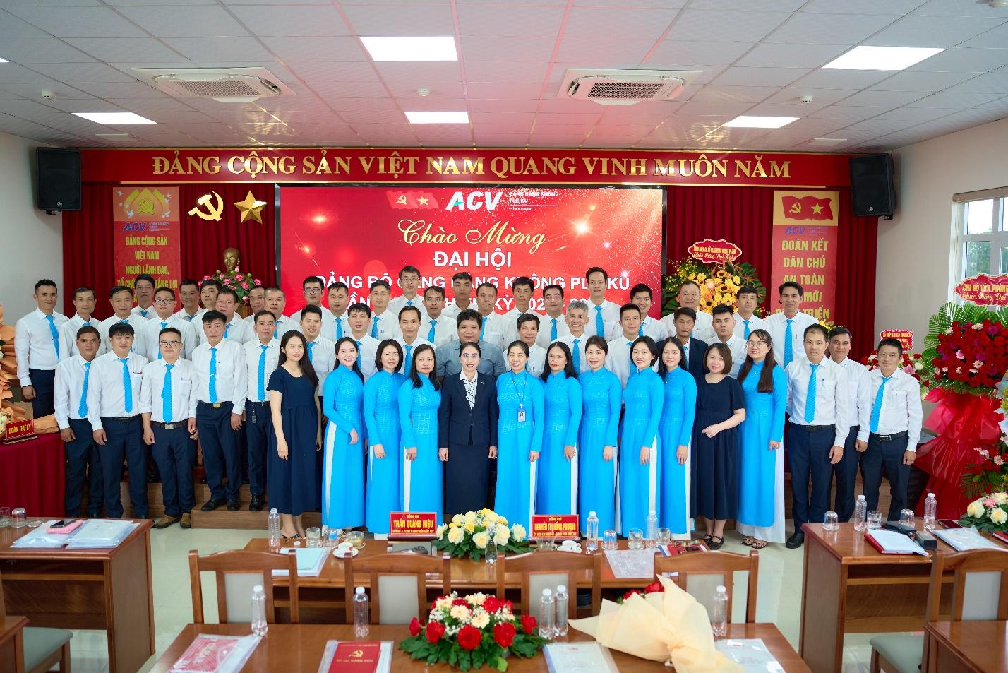 A group of people in blue dressesAI-generated content may be incorrect.