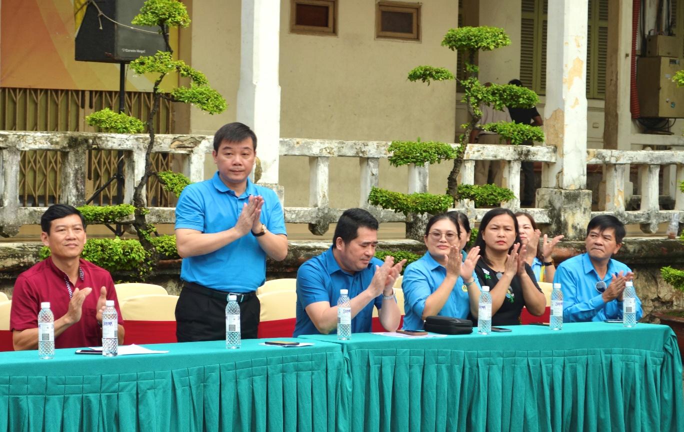 Đồng chí Quách Xuân Vinh, Phó Chủ tịch Công đoàn GTVT Việt Nam tham dự Lễ Khai mạc