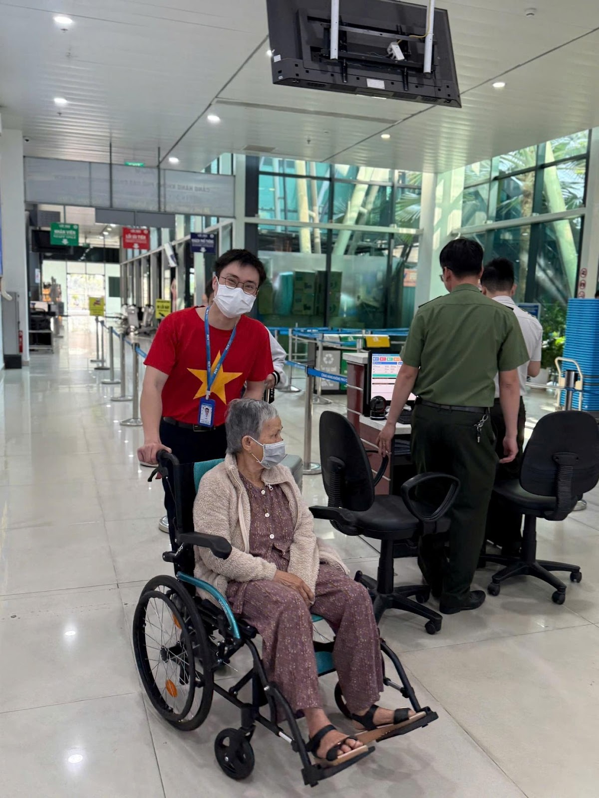 D:\TRANG\12. HÌNH ẢNH\2025\30.4\Bài viết\z6539637600594_80b5f0ff6e8b0ab58cae712c21d34a92.jpg