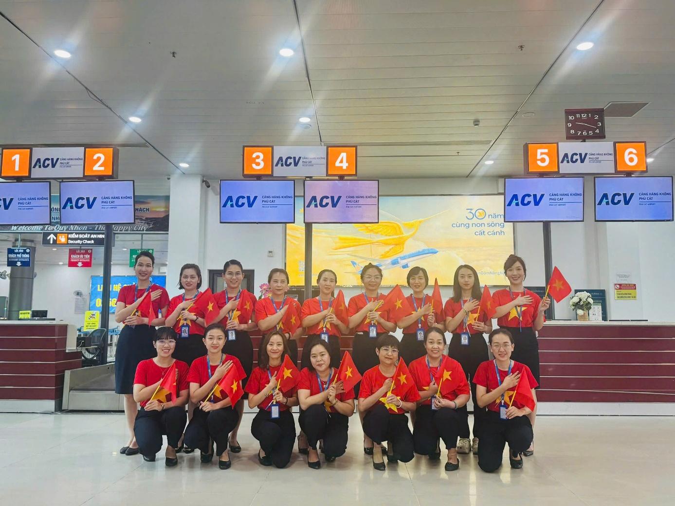 D:\TRANG\12. HÌNH ẢNH\2025\30.4\Bài viết\z6540004396706_f4aae8d6d8385a992cb7a6c5b5bcdafc.jpg