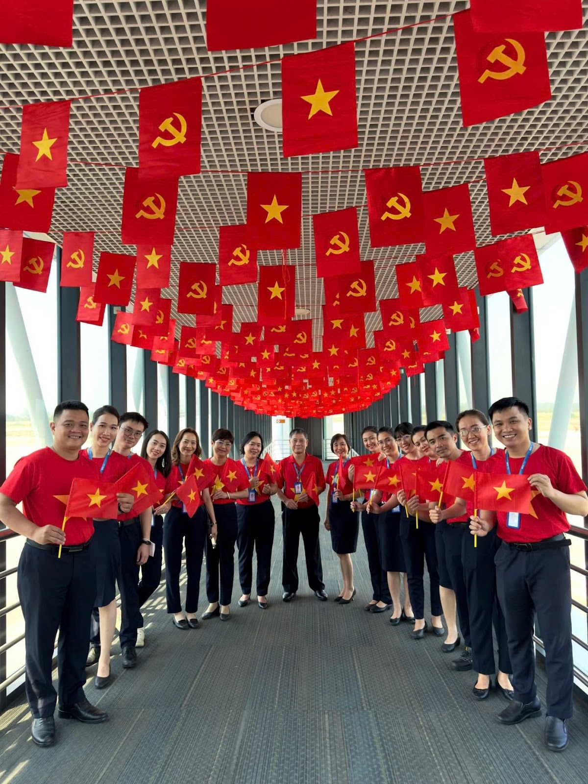 D:\TRANG\12. HÌNH ẢNH\2025\30.4\Bài viết\z6539637698738_232e3b5e55930ff631a736079fa04367.jpg