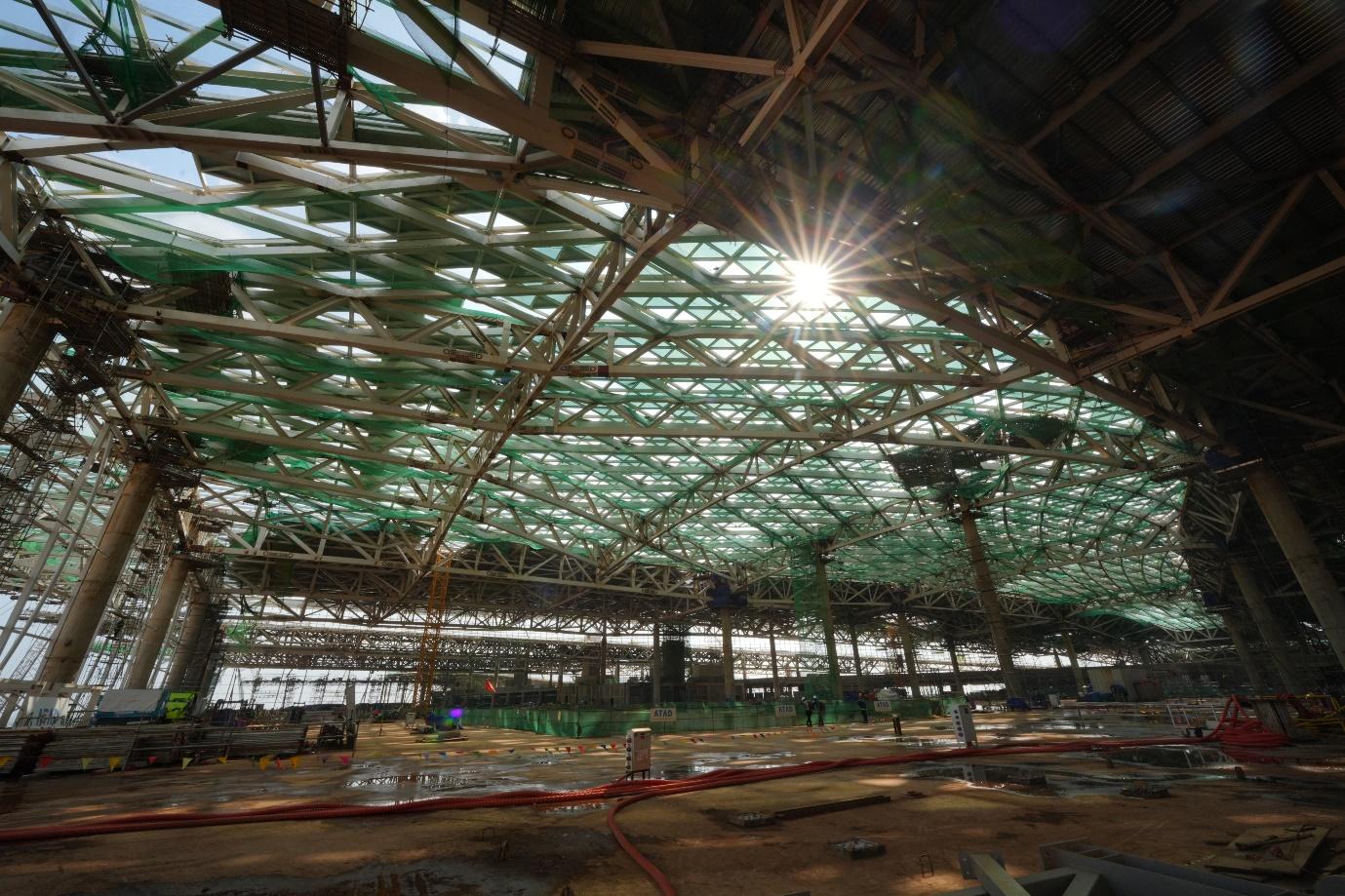 A large building under constructionAI-generated content may be incorrect.