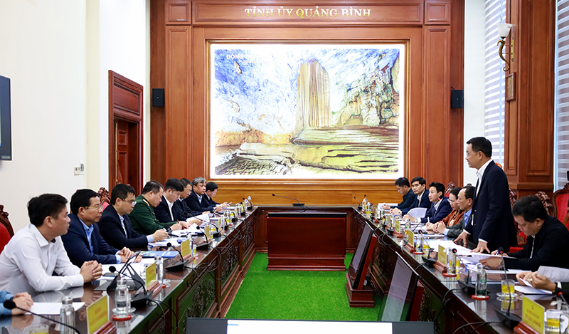 Quang cảnh buổi làm việc.