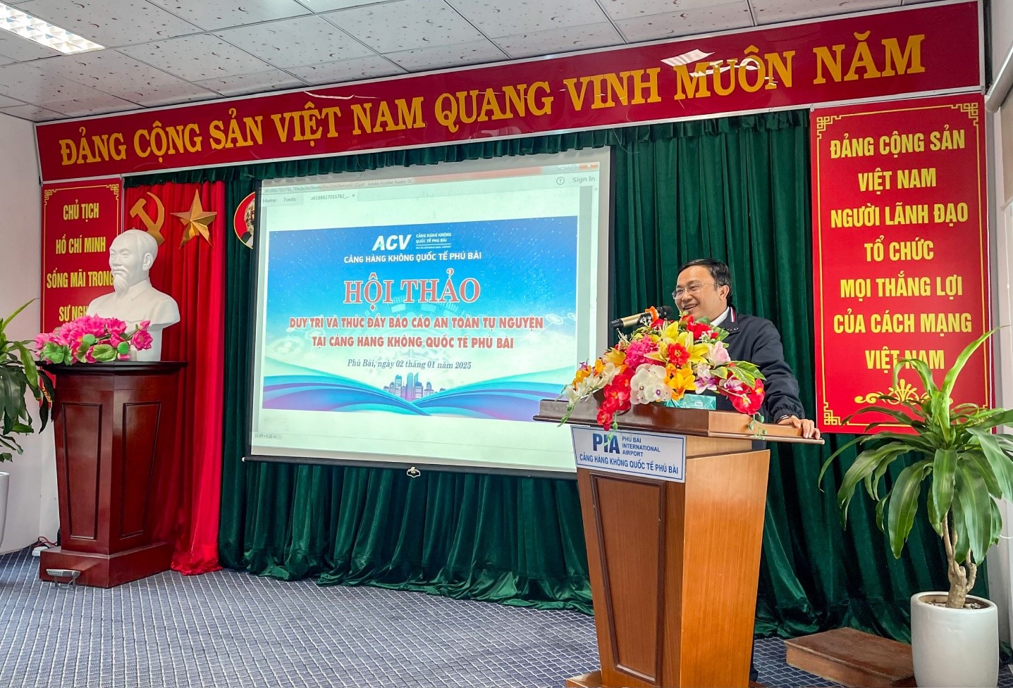 HỘI THẢO  DUY TRÌ VÀ THÚC ĐẨY BÁO CÁO AN TOÀN TỰ NGUYỆN  TẠI CẢNG HÀNG KHÔNG QUỐC TẾ PHÚ BÀI|LOCAL_PATH:crawled_data/images/featured_00af2a99ed9e.jpg