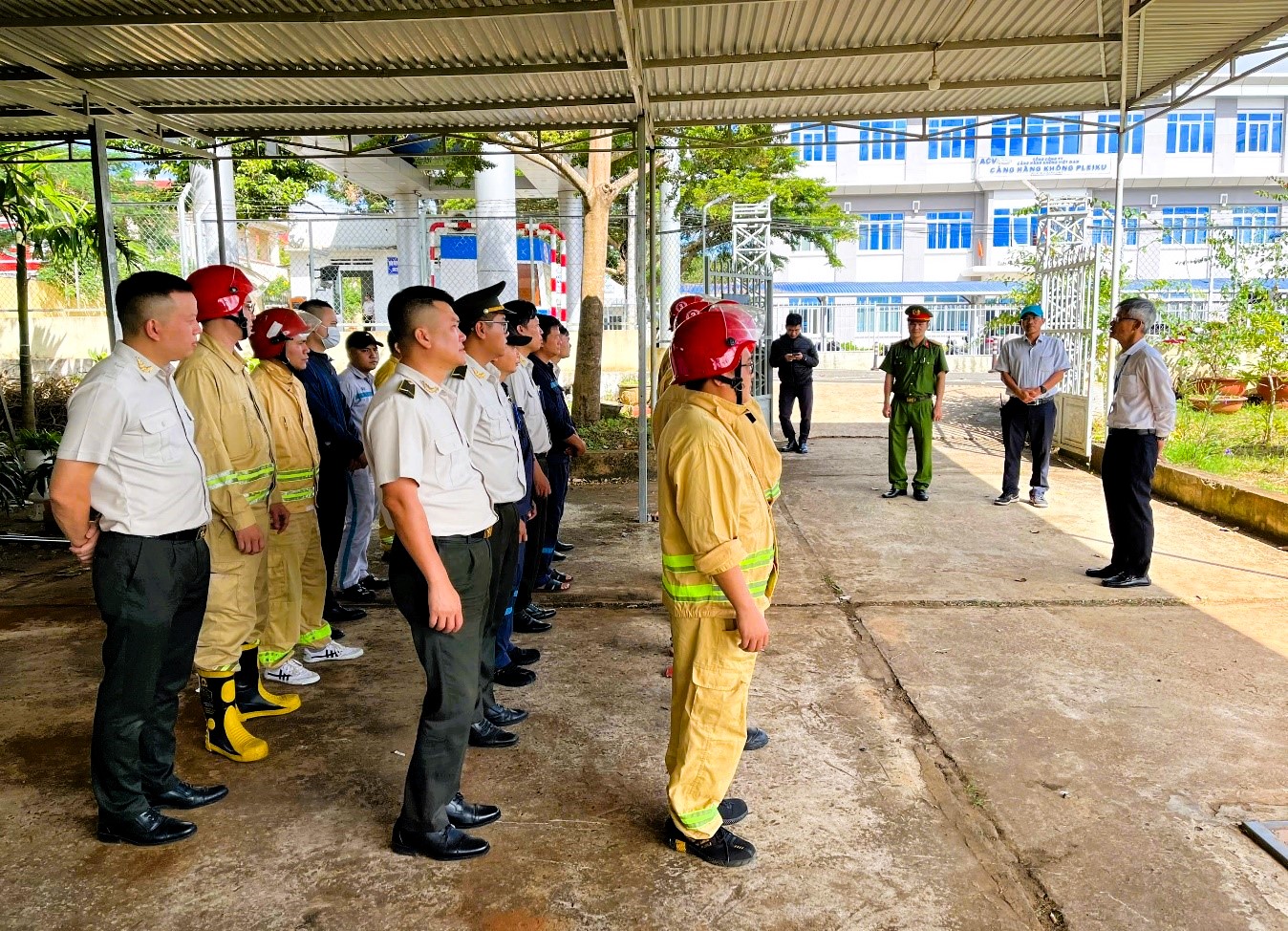 Cảng hàng không Pleiku thực tập phương án PCCC&CNCH năm 2024|LOCAL_PATH:crawled_data/images/featured_04c4d3dd02be.jpg