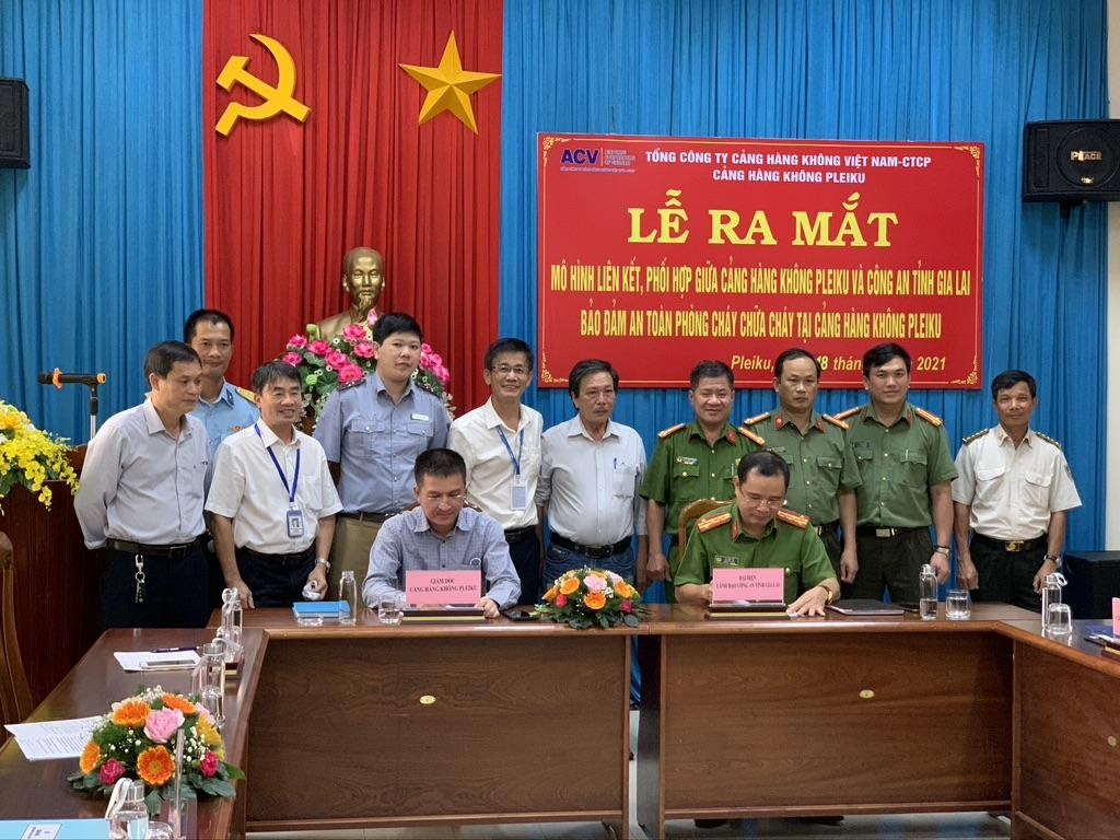 Cảng hàng không Pleiku ra mắt mô hình liên kết, phối hợp với Công an tỉnh Gia Lai trong công tác bảo đảm an toàn PCCC|LOCAL_PATH:crawled_data/images/featured_06f72a9b1662.jpg