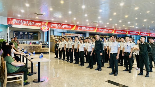 CẢNG HÀNG KHÔNG ĐỒNG HỚI PHỐI HỢP VỚI CÔNG AN TỈNH QUẢNG BÌNH TỔ CHỨC LỚP BỔ SUNG KIẾN THỨC VỀ CHUYÊN MÔN NGHIỆP VỤ CHO LỰC LƯỢNG KIỂM SOÁT  AN NINH HÀNG KHÔNG|LOCAL_PATH:crawled_data/images/featured_0972be599e61.jpg