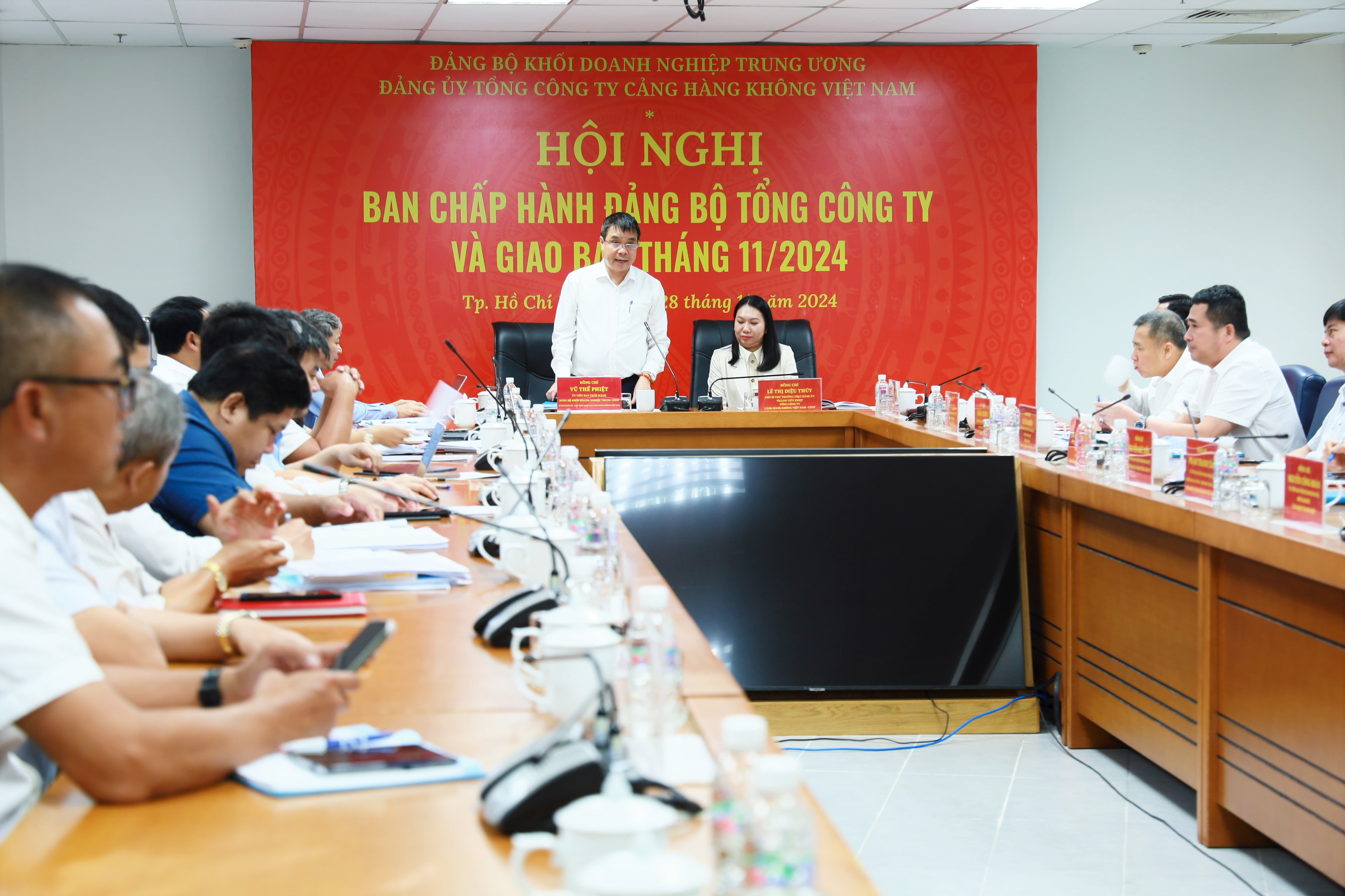 Xây dựng Đảng bộ Tổng công ty Cảng hàng không Việt Nam trong sạch, vững mạnh; đảm bảo an toàn, nâng cao chất lượng dịch vụ|LOCAL_PATH:crawled_data/images/featured_0982bad84745.JPG