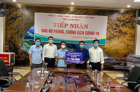 Toàn thể cán bộ, nhân viên Cảng Hàng không Đồng Hới chung tay đóng góp cho “Quỹ phòng chống dịch Covid - 19” của tỉnh Quảng Bình|LOCAL_PATH:crawled_data/images/featured_0aaf88e84297.jpg
