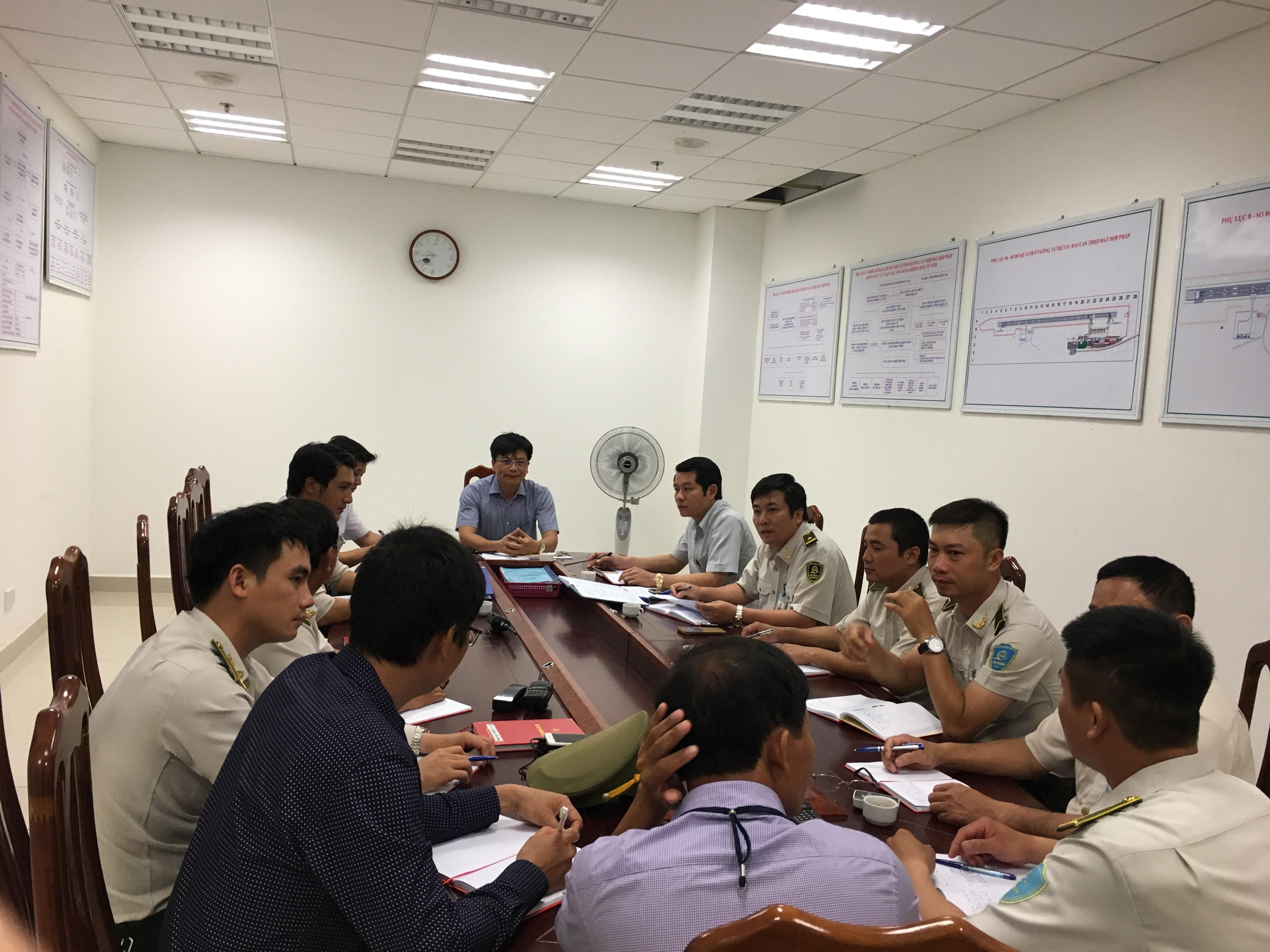 ĐẢNG ỦY-UBKT ĐẢNG ỦY CẢNG HK VINH KIỂM TRA GIÁM SÁT CHI BỘ PHÒNG ANHK|LOCAL_PATH:crawled_data/images/featured_0c3faee6d42e.jpg