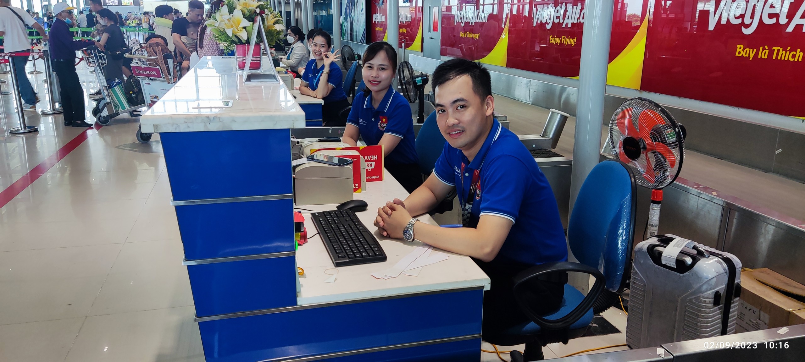 Đoàn viên, thanh niên Cảng HKQT Cát Bi ra quân tăng cường phục vụ trong dịp cao điểm ngày Lễ quốc khánh 2/9|LOCAL_PATH:crawled_data/images/featured_143ffe7ece0e.jpg