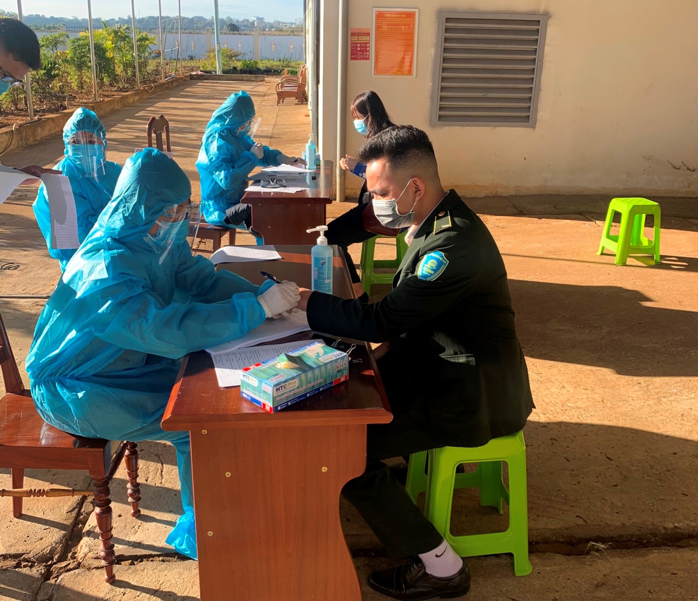 Cảng hàng không Đồng Hới, Cảng hàng không Chu Lai và Cảng hàng không Pleiku: CBCNV đều âm tính với Covid-19|LOCAL_PATH:crawled_data/images/featured_17a299ad89d7.jpeg