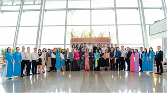 Khách nước ngoài hào hứng với các trải nghiệm văn hóa tại Nhà ga T2 Nội Bài|LOCAL_PATH:crawled_data/images/featured_183b96ad336f.png