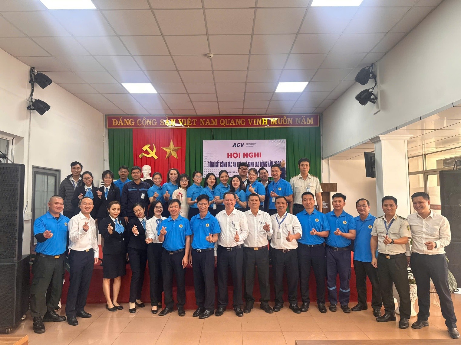 Cảng hàng không Buôn Ma Thuột tổ chức hội nghị tổng kết công tác an toàn, vệ sinh lao động năm 2024|LOCAL_PATH:crawled_data/images/featured_19650499827f.jpg