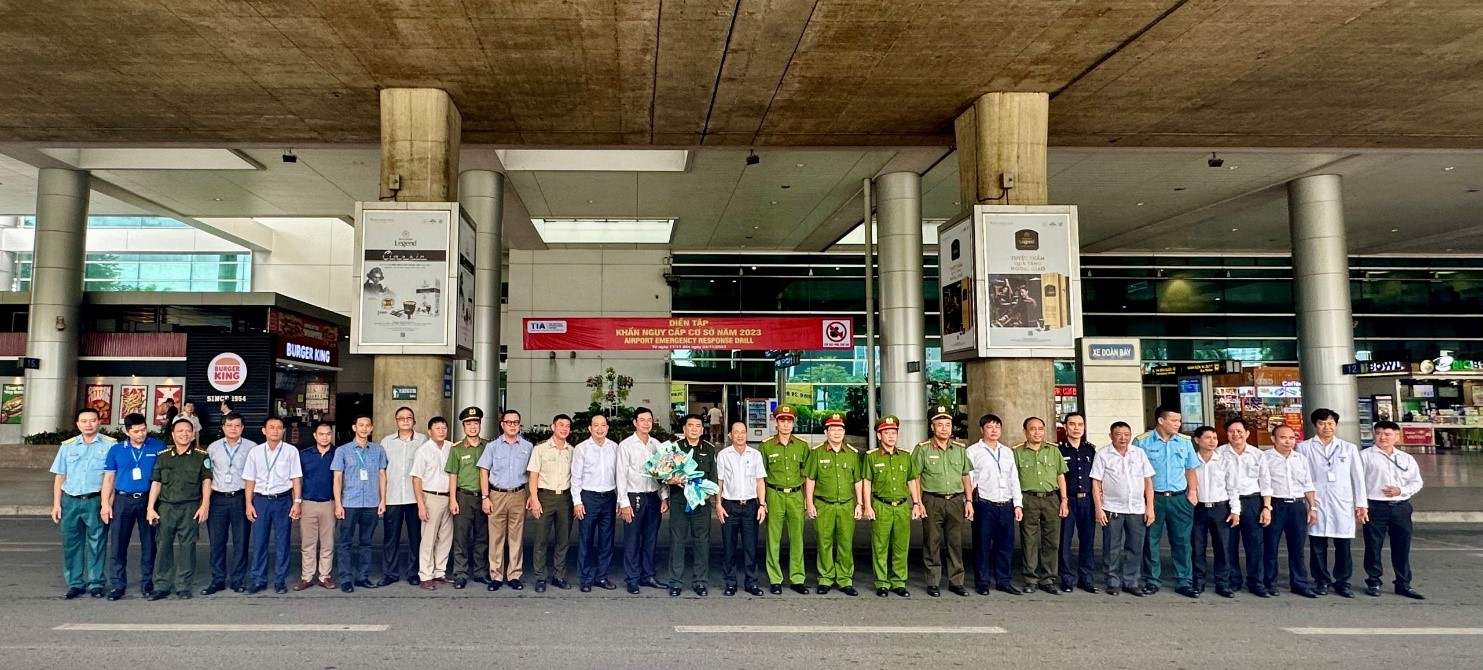 Diễn tập cấp cơ sở đối phó hành vi can thiệp bất hợp pháp tại Cảng HKQT Tân Sơn Nhất năm 2023|LOCAL_PATH:crawled_data/images/featured_198ddc9bf339.jpg