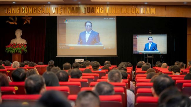 HỘI NGHỊ TOÀN QUỐC QUÁN TRIỆT, TRIỂN KHAI THỰC HIỆN NGHỊ QUYẾT HỘI NGHỊ LẦN THỨ 11 - TW ĐẢNG KHOÁ XIII|LOCAL_PATH:crawled_data/images/featured_1ad376abd841.jpg