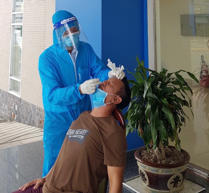 Cảng hàng không Cà Mau tiến hành xét nghiệm Covid-19  lần 2 năm 2021|LOCAL_PATH:crawled_data/images/featured_1adb9d7f7df6.jpg