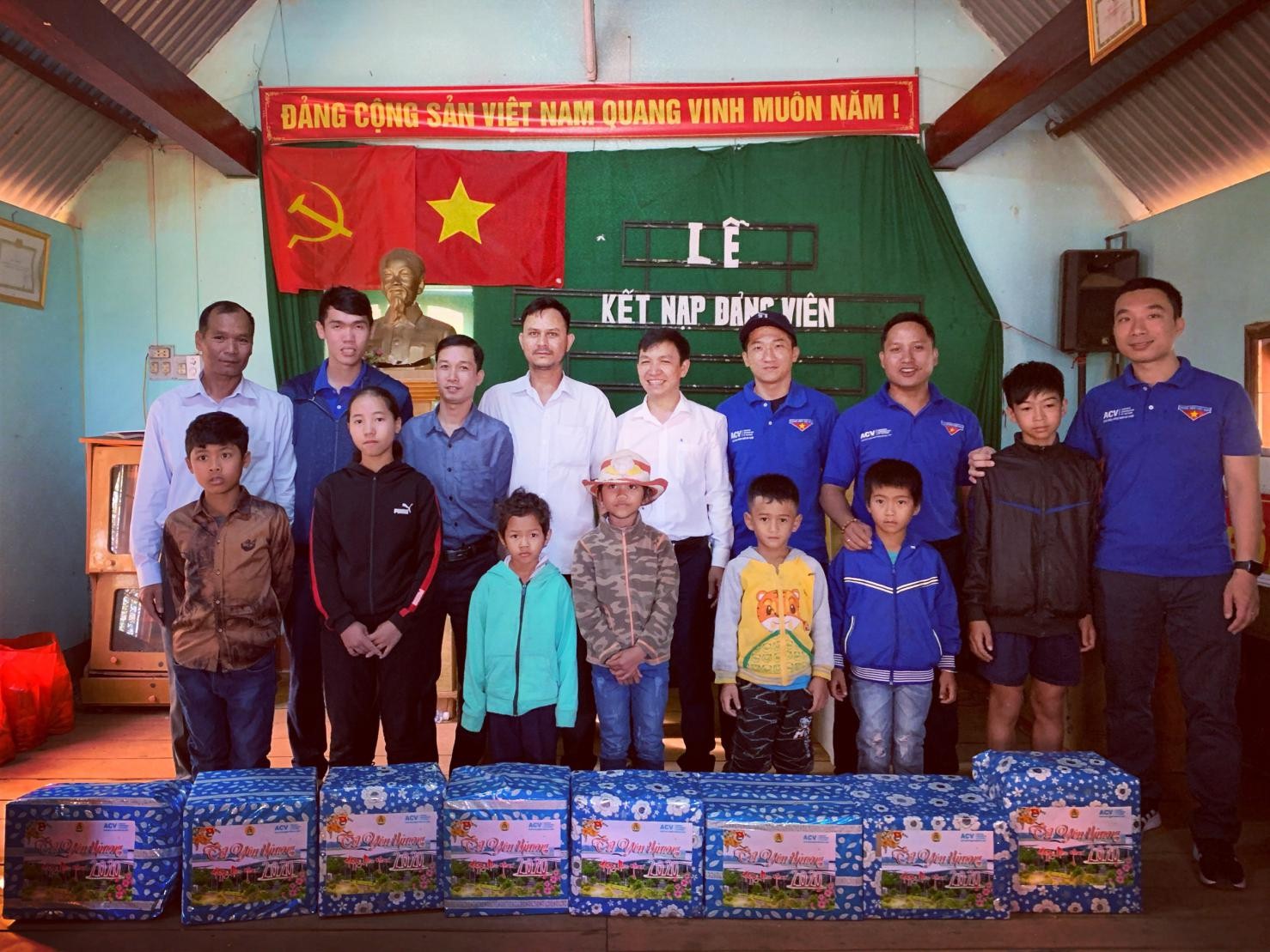 HOẠT ĐỘNG TỪ THIỆN, TÌNH NGUYỆN “TẾT YÊU THƯƠNG” NĂM 2020 CỦA CẢNG HÀNG KHÔNG BUÔN MA THUỘT|LOCAL_PATH:crawled_data/images/featured_1bfbf06baa8c.jpg