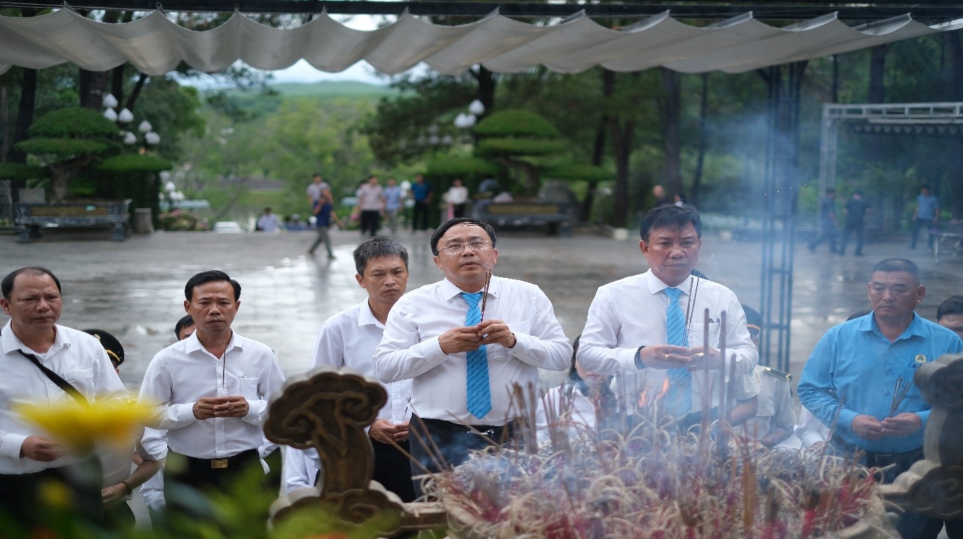 CẢNG HÀNG KHÔNG QUỐC TẾ PHÚ BÀI TỔ CHỨC CHUỖI HOẠT ĐỘNG KỶ NIỆM 77 NĂM NGÀY THƯƠNG BINH, LIỆT SỸ (27/7/1947-27/7/2024)|LOCAL_PATH:crawled_data/images/featured_1cbdc3929fd6.jpg