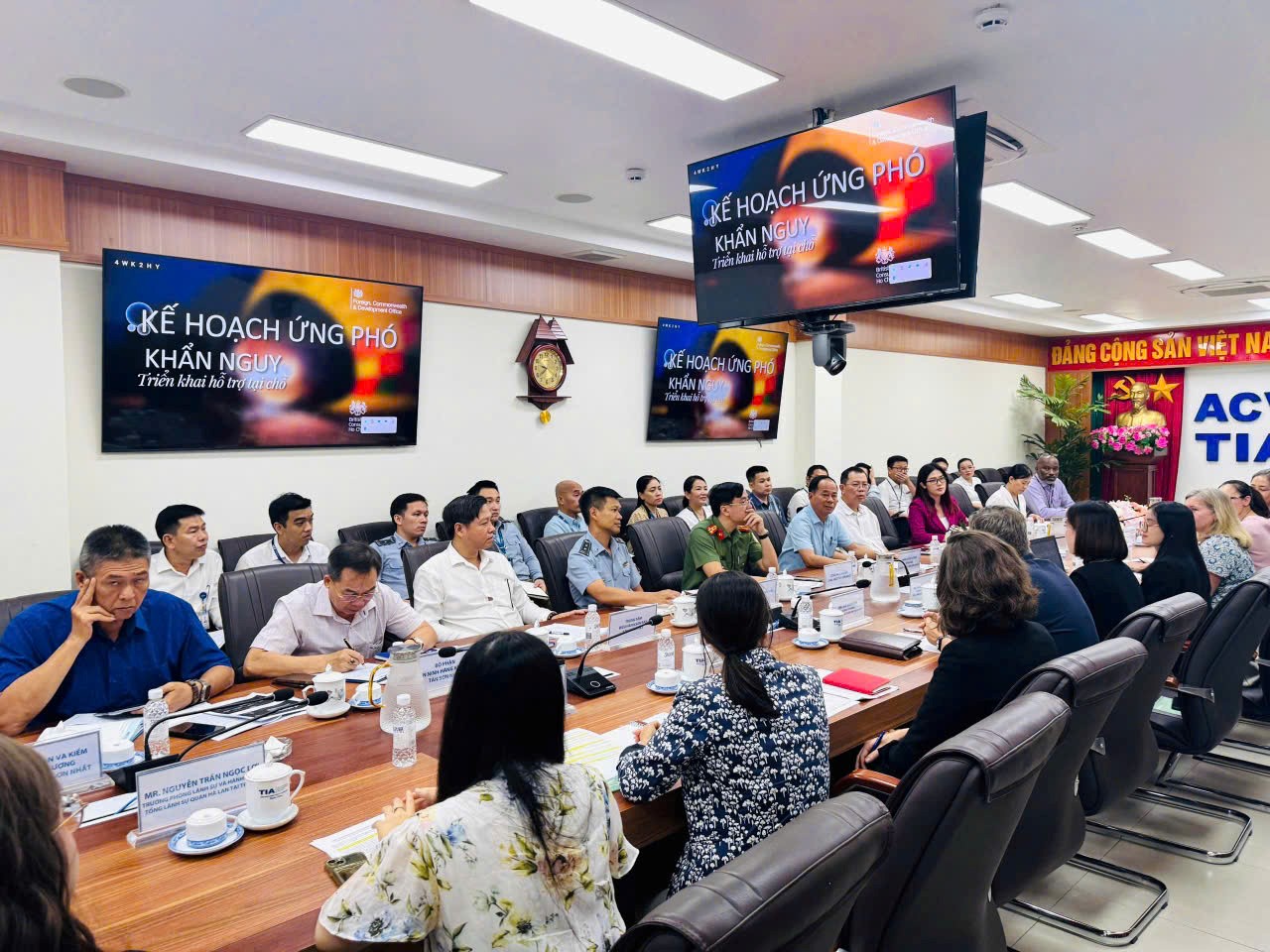 Kế hoạch ứng phó khẩn cấp và thiết lập kênh liên lạc chính thức bảo hộ công dân trong các tình huống khẩn nguy tại cảng hàng không|LOCAL_PATH:crawled_data/images/featured_204d6d49c87a.jpg