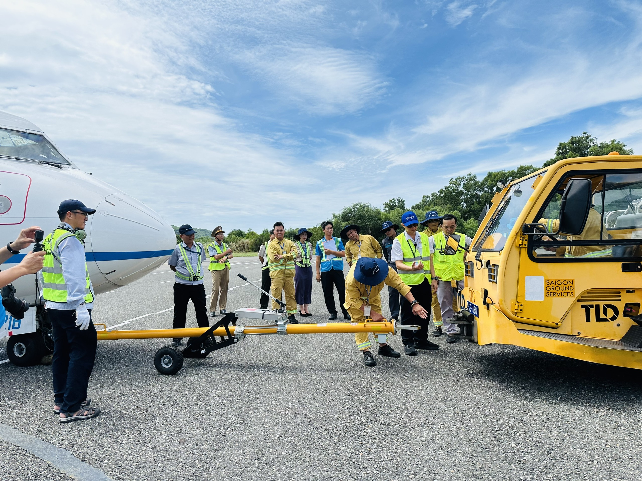 CẢNG HÀNG KHÔNG CÔN ĐẢO THỰC HÀNH PHƯƠNG ÁN  CHẰNG NÉO TÀU BAY ATR72 CỦA HÃNG HÀNG KHÔNG VASCO|LOCAL_PATH:crawled_data/images/featured_21a49531455a.jpg
