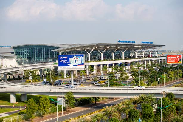 Cảng HKQT Nội Bài: Ưu tiên hỗ trợ thủ tục hàng không đối với phóng viên báo chí nước ngoài đưa tin Hội nghị thượng đỉnh Mỹ - Triều|LOCAL_PATH:crawled_data/images/featured_2482c527397d.jpg