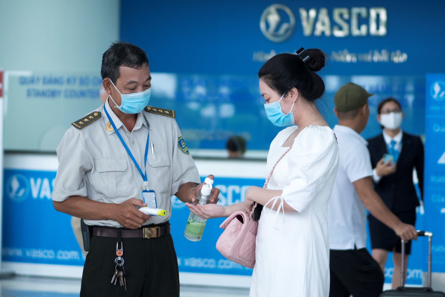 9 nhóm đối tượng được ưu tiên tiêm và miễn phí vắc xin phòng Covid-19|LOCAL_PATH:crawled_data/images/featured_24e677fcc9b3.jpeg