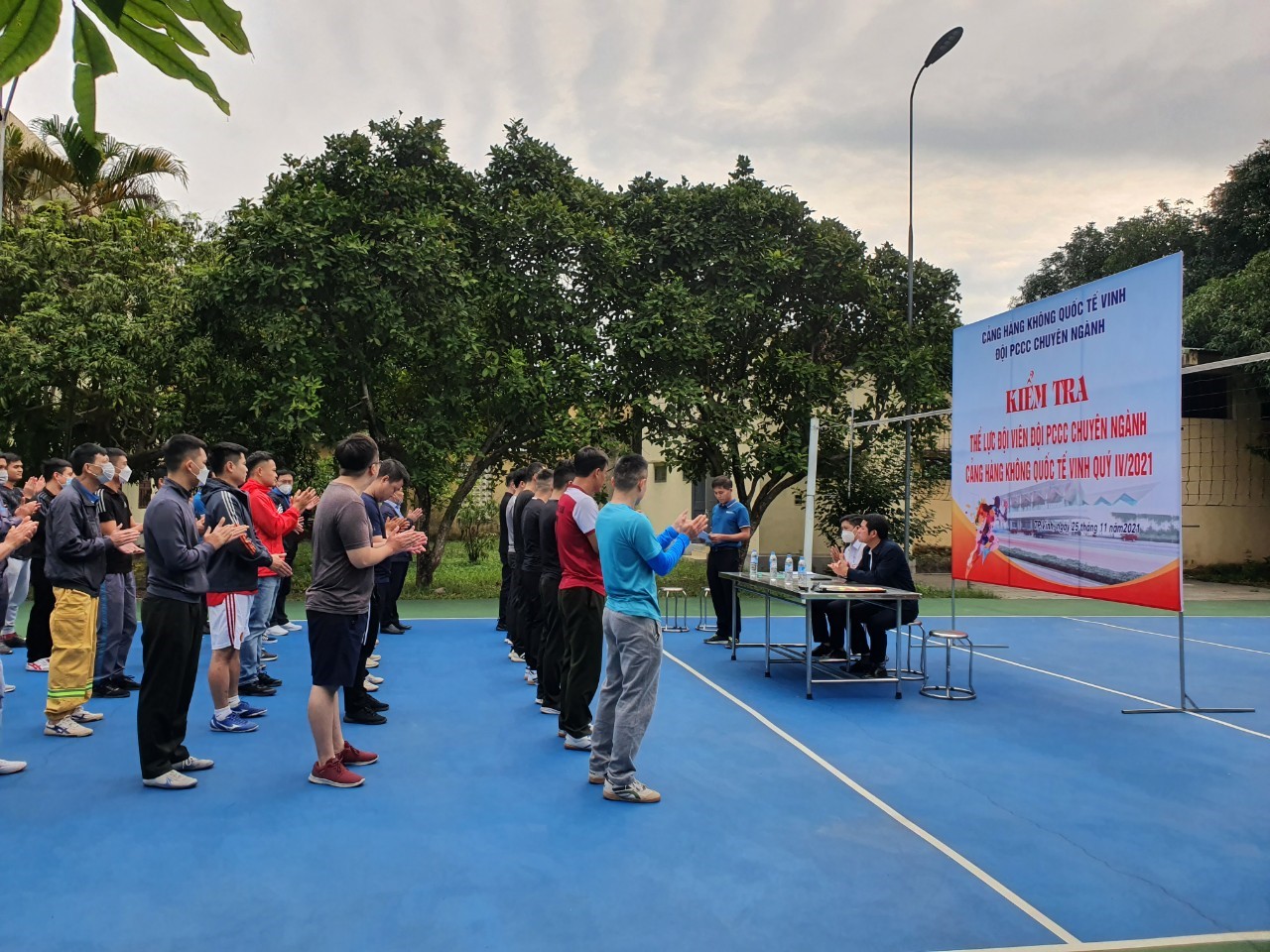 Cảng hàng không quốc tế Vinh tổ chức kiểm tra thể lực Đội PCCC chuyên ngành Quý IV/2021|LOCAL_PATH:crawled_data/images/featured_25606e8af26a.jpg