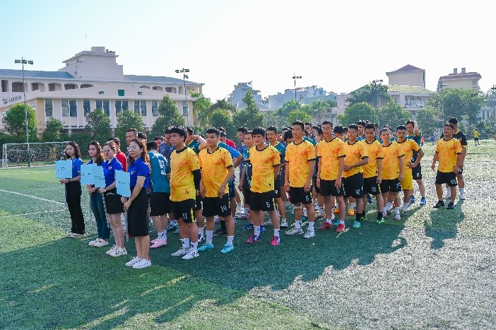 Cảng hàng không Phù Cát tổ chức Giải bóng đá mở rộng chào mừng kỷ niệm 93 năm ngày thành lập Đoàn thanh niên Cộng sản Hồ Chí Minh|LOCAL_PATH:crawled_data/images/featured_2a595e260583.jpg
