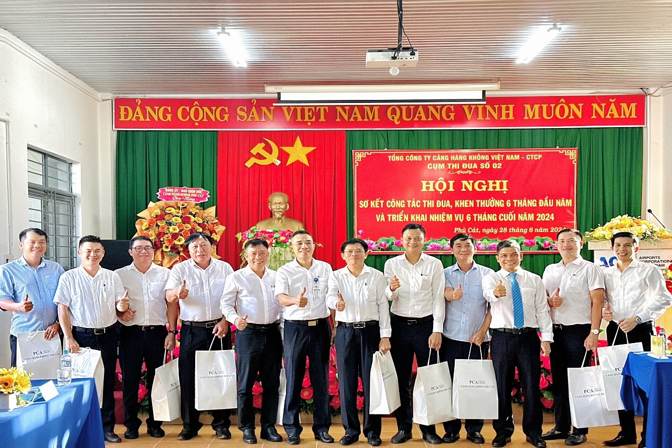 Cụm thi đua số 2 các cảng hàng không khu vực miền Trung sơ kết 6 tháng đầu năm|LOCAL_PATH:crawled_data/images/featured_2c4447416c1a.jpg
