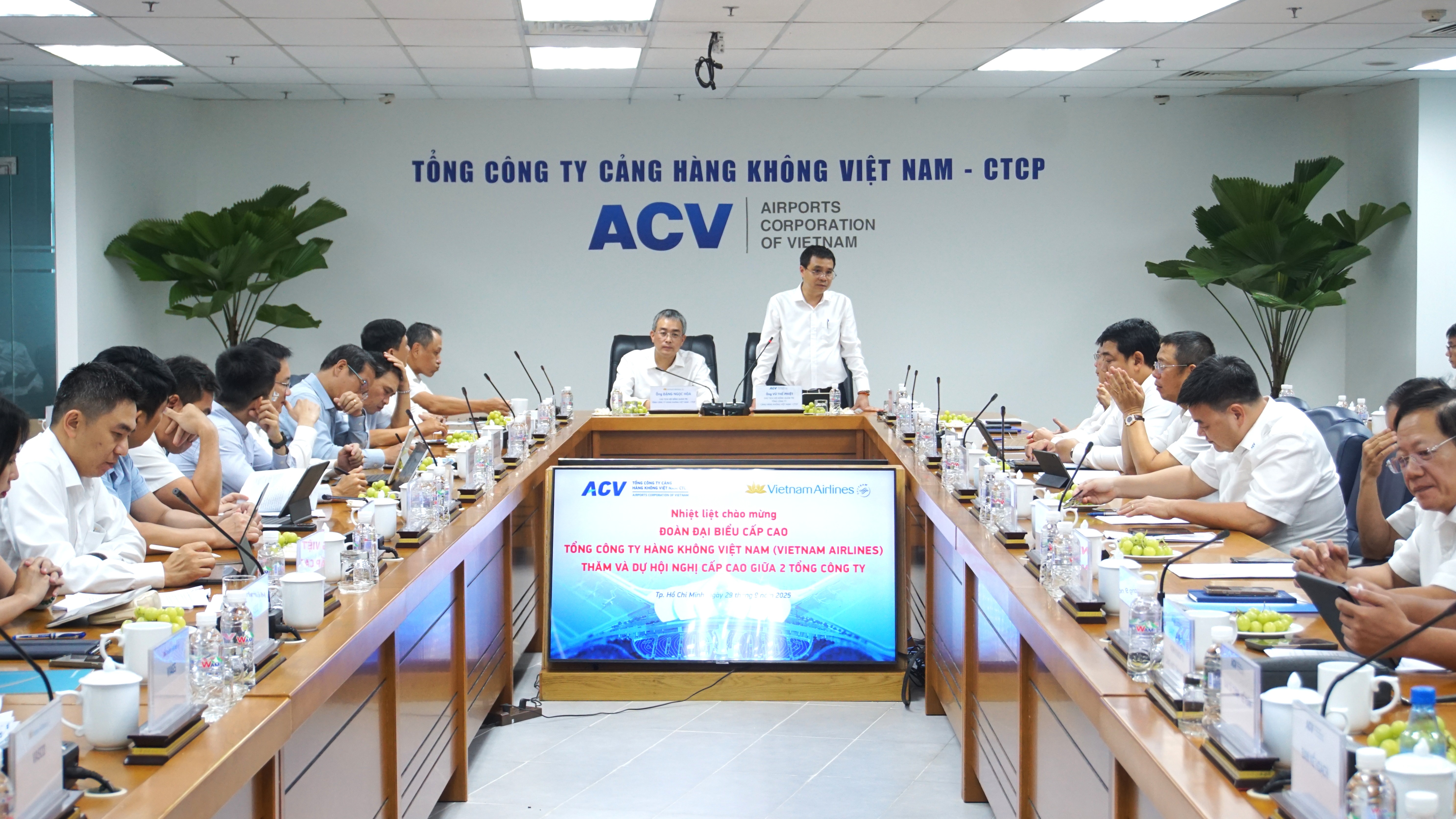 ACV and VNA Strengthen Strategic Cooperation to Enhance Passenger Service Standards|LOCAL_PATH:crawled_data/images/featured_2f7a13ee8aa3.JPG