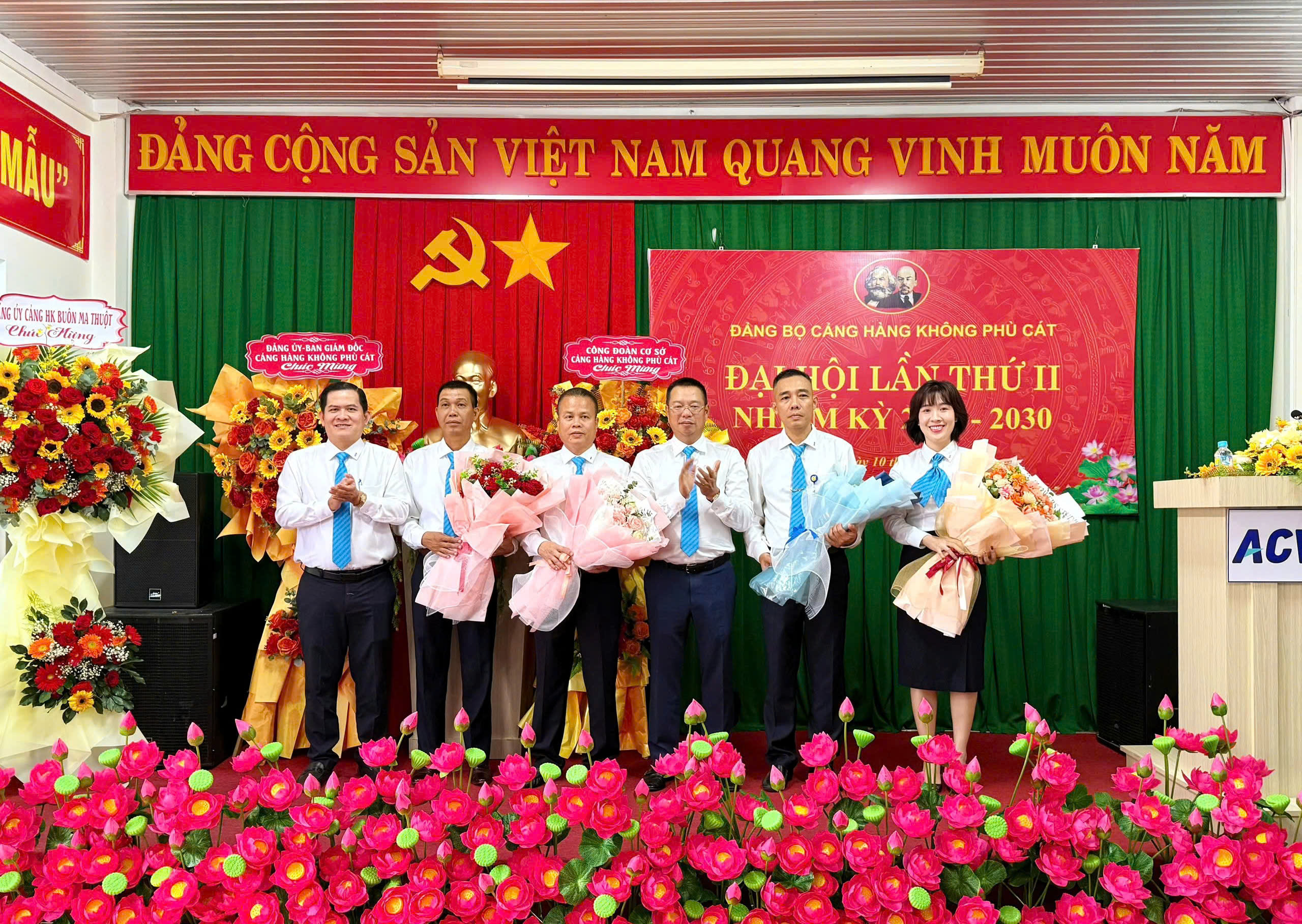 Đại hội Đảng bộ Cảng hàng không Phù Cát lần thứ II, nhiệm kỳ 2025-2030|LOCAL_PATH:crawled_data/images/featured_2f805a9d7a81.jpg