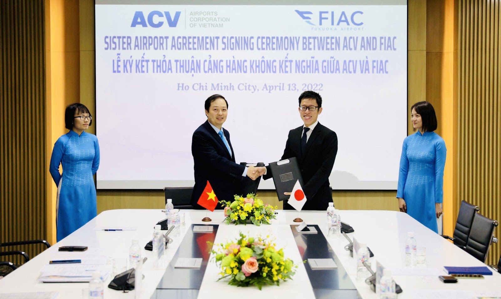 Tổng công ty Cảng hàng không Việt Nam - CTCP và Công ty TNHH Cảng hàng không quốc tế Fukuoka – Nhật Bản  ký kết thỏa thuận cảng hàng không kết nghĩa|LOCAL_PATH:crawled_data/images/featured_38f39b6050e8.jpg