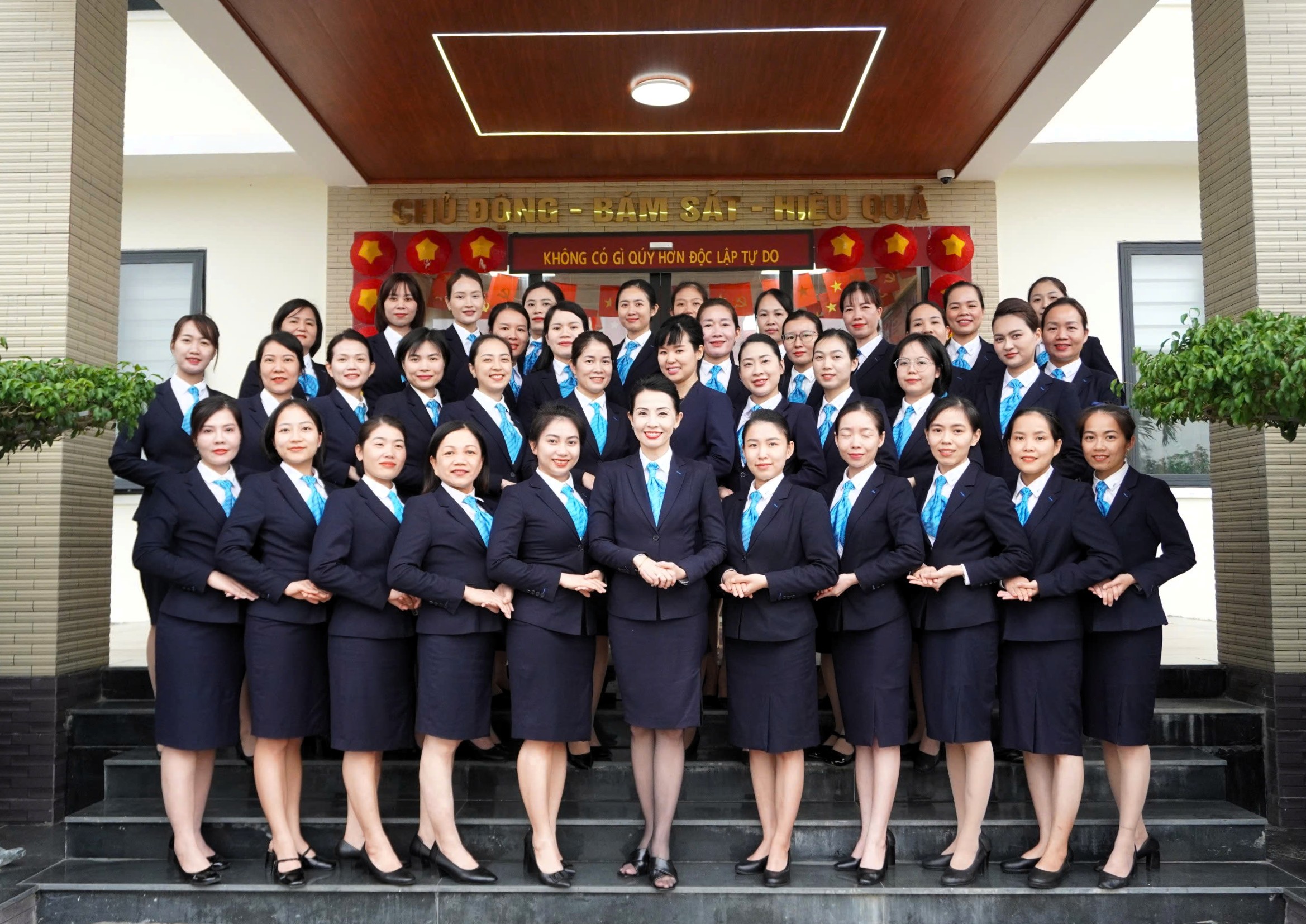 Cảng hàng không Đồng Hới tổ chức lớp “Tiêu chuẩn tác phong ACV và kỹ năng chăm sóc khách hàng” hướng tới tiêu chuẩn ISAGO (IATA)|LOCAL_PATH:crawled_data/images/featured_3c6dcc3d913a.jpg