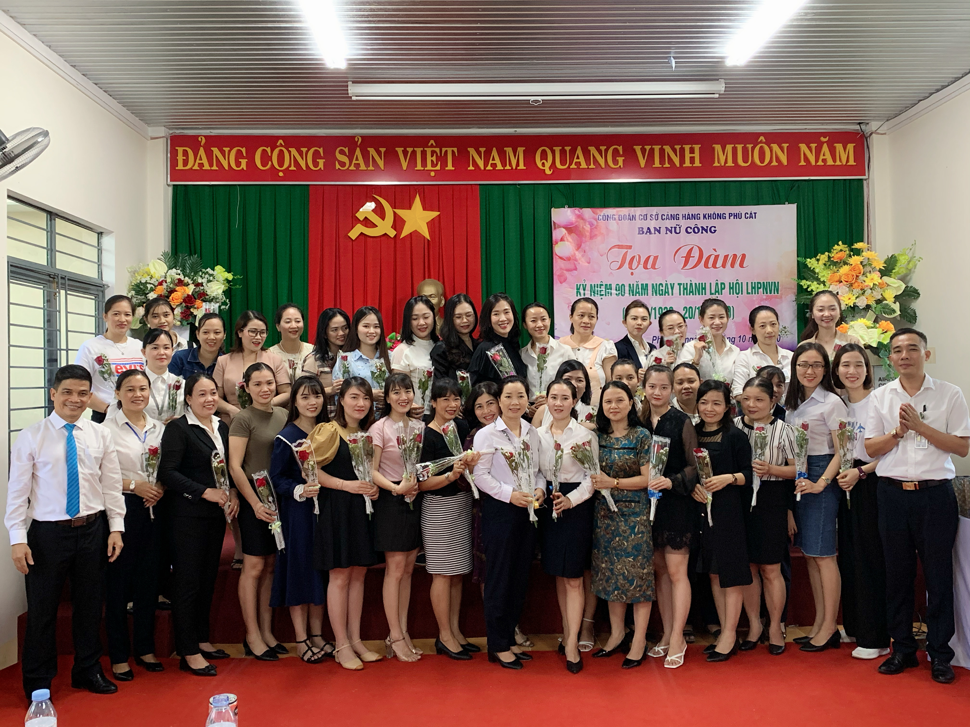 Hoạt động kỷ niệm 90 năm Ngày thành lập Hội Liên hiệp Phụ nữ Việt Nam (20/10/1930 – 20/10/2020)|LOCAL_PATH:crawled_data/images/featured_4316a9c04cfc.jpg