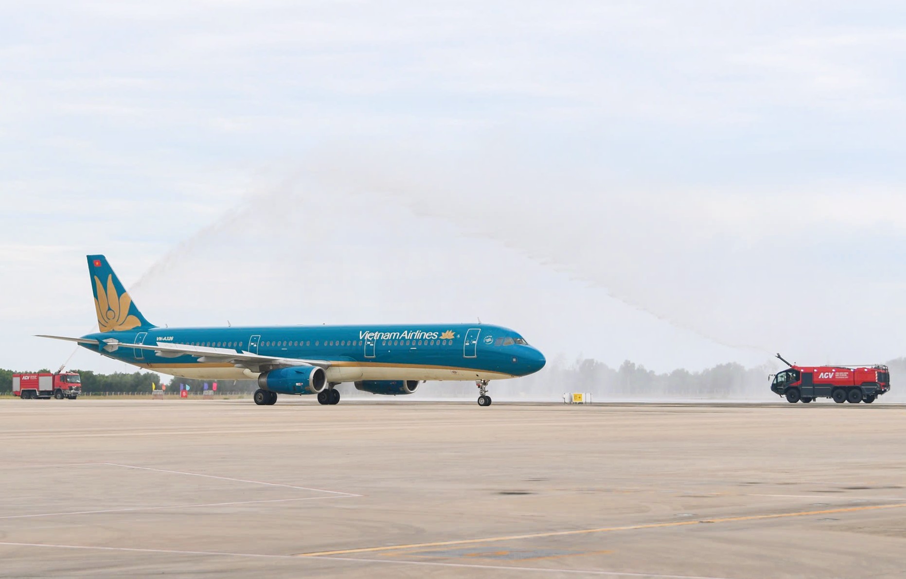 Cảng HKQT Phú Bài đón hành khách thứ 350 triệu của Vietnam Airlines|LOCAL_PATH:crawled_data/images/featured_46327b912756.jpg