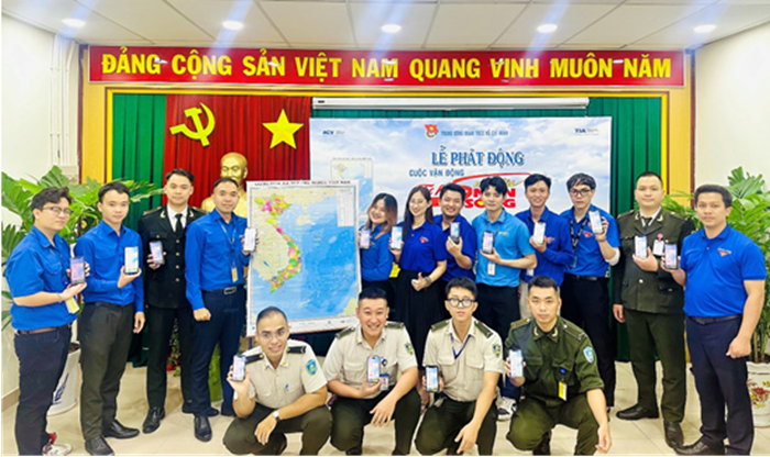 Đoàn Thanh niên Cảng HKQT Tân Sơn Nhất phát động hưởng ứng cuộc vận động “Tự hào một dải non sông”|LOCAL_PATH:crawled_data/images/featured_49b2d039f9b4.png