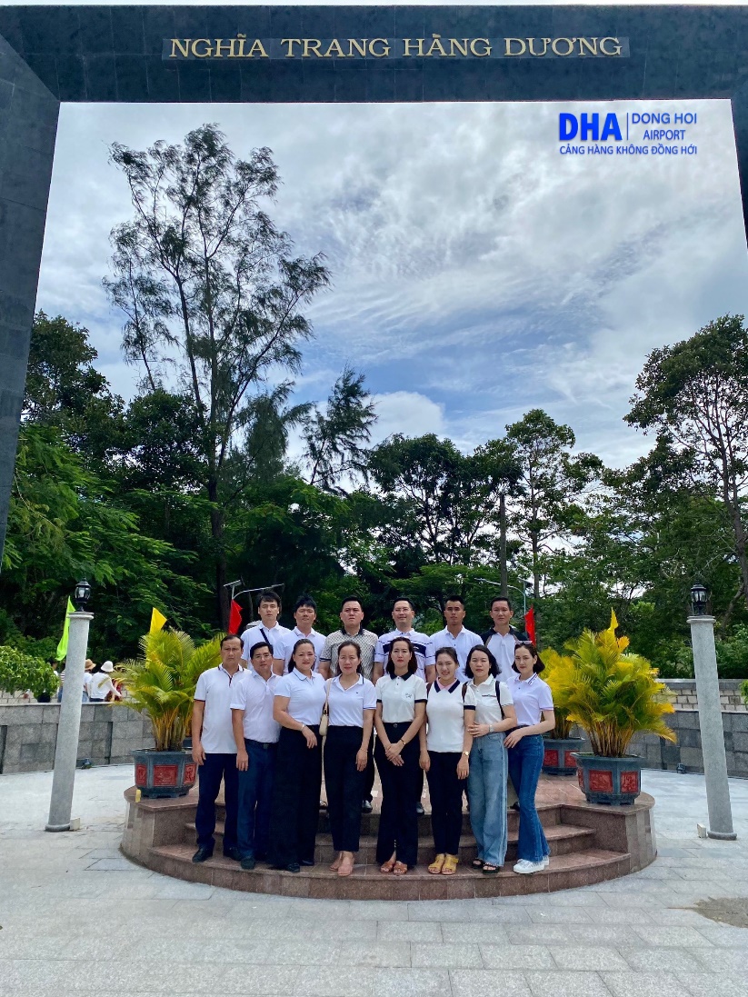 ĐẢNG BỘ CẢNG HÀNG KHÔNG ĐỒNG HỚI TỔ CHỨC HOẠT ĐỘNG GIÁO DỤC CHÍNH TRỊ TƯ TƯỞNG, TRUYỀN THỐNG  CHO CÁN BỘ, ĐẢNG VIÊN NĂM 2023|LOCAL_PATH:crawled_data/images/featured_49ddeea444fb.jpg
