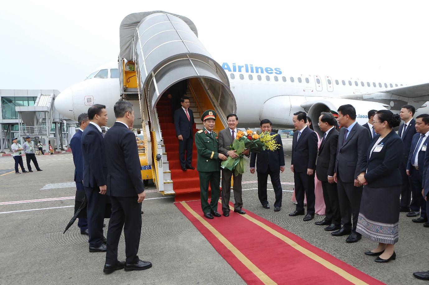 Cảng hàng không quốc tế Vinh vinh dự phục vụ chuyên cơ của Tổng Bí thư, Chủ tịch nước Lào Thongloun Sisoulith|LOCAL_PATH:crawled_data/images/featured_4b917b55fb19.jpeg