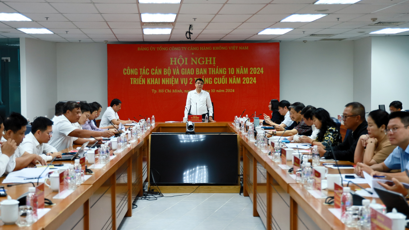 Tháng 11 sẽ triển khai chính thức thu không dùng tiền mặt tại 5 cảng hàng không: Tân Sơn Nhất, Nội Bài, Đà Nẵng, Cát Bi, Phú Bài|LOCAL_PATH:crawled_data/images/featured_4bbad92b18e4.png