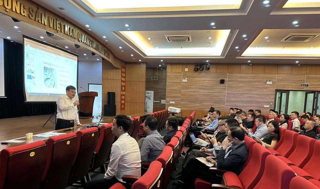 Cảng HKQT Nội Bài tổ chức hội thảo về công tác phối hợp ra quyết định tại cảng hàng không, sân bay (ACDM)|LOCAL_PATH:crawled_data/images/featured_50a7e766e899.jpg
