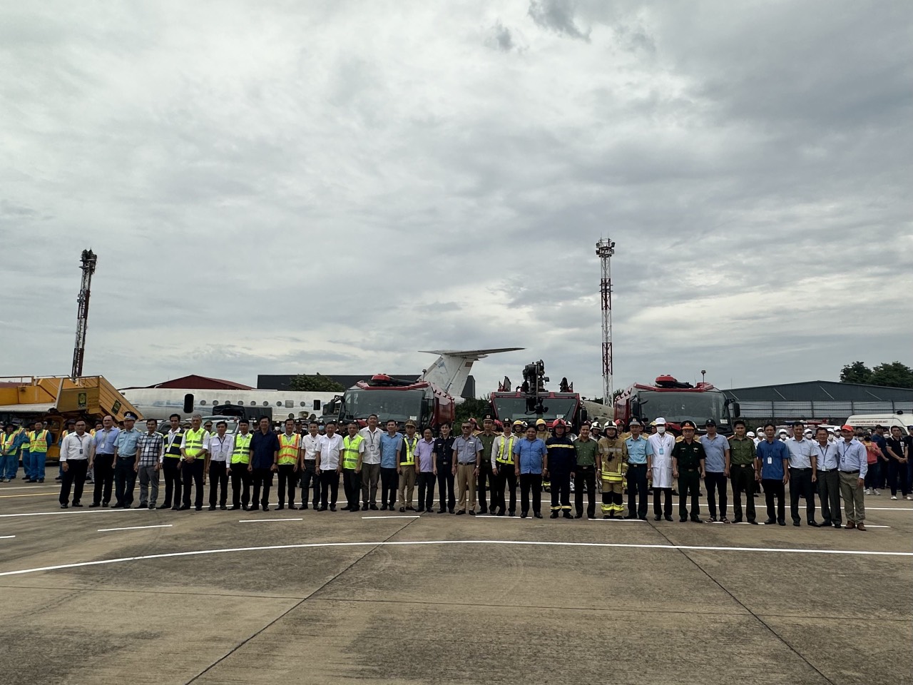 Diễn tập khẩn nguy sân bay cấp cơ sở đối với tình huống tàu bay bị sự cố, tai nạn tại Cảng HKQT Tân Sơn Nhất năm 2022|LOCAL_PATH:crawled_data/images/featured_51f093f48ea1.jpg