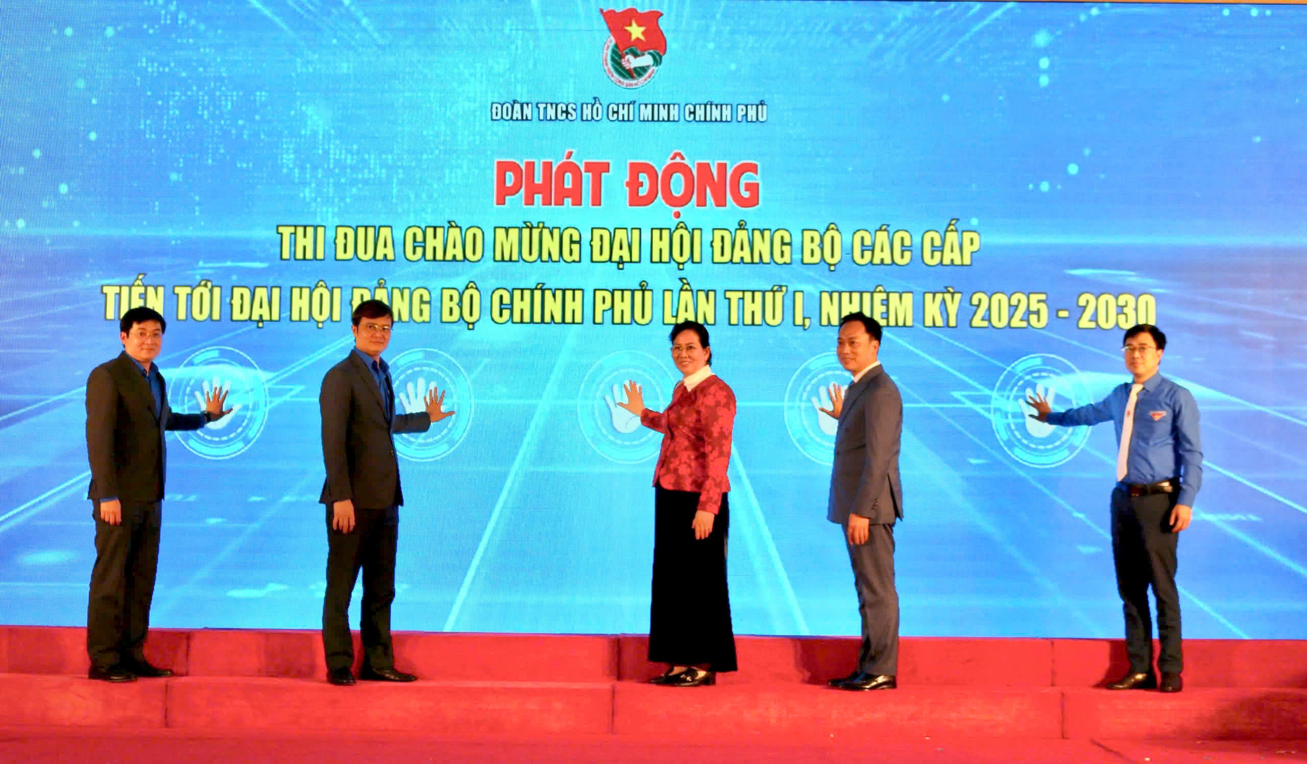 Chuỗi hình ảnh năng động, nhiệt huyết của tuổi trẻ ACV trong các hoạt động chào mừng thành lập Đoàn Thanh niên Chính phủ|LOCAL_PATH:crawled_data/images/featured_51f12a28f920.jpg