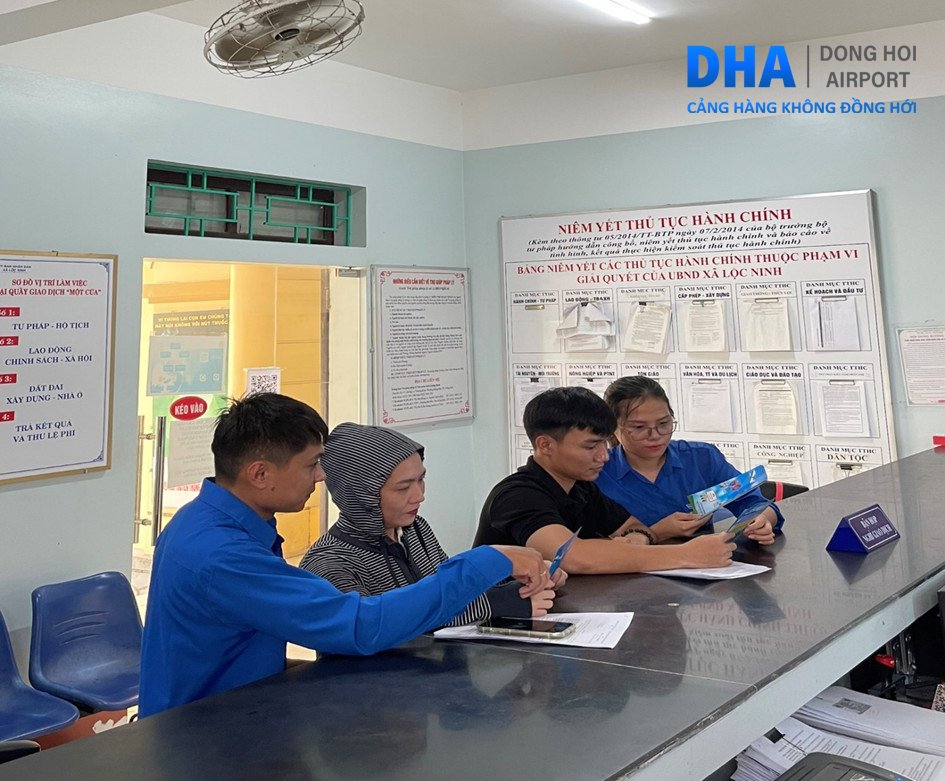 Cảng hàng không Đồng Hới phối hợp tổ chức tuyên truyền Văn hóa an toàn hàng không|LOCAL_PATH:crawled_data/images/featured_530737b67fe5.jpg
