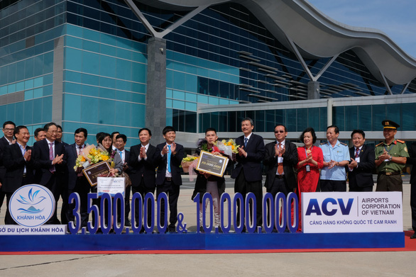 Cảng HKQT Cam Ranh đón hành khách thứ 10 triệu năm 2019|LOCAL_PATH:crawled_data/images/featured_54a9538b39b3.jpg